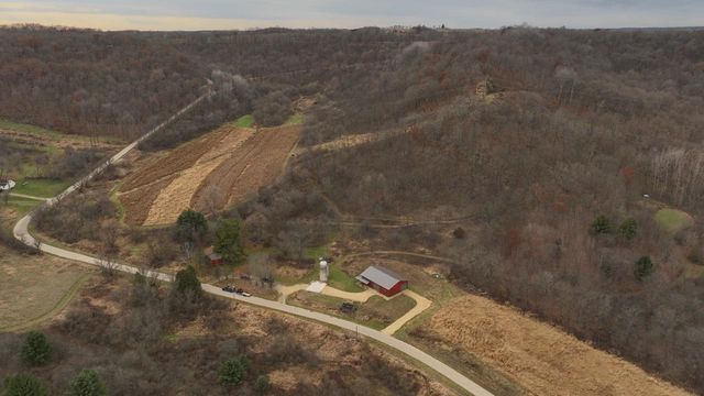 13376 Quarry Drive, Hillsboro, WI 54634