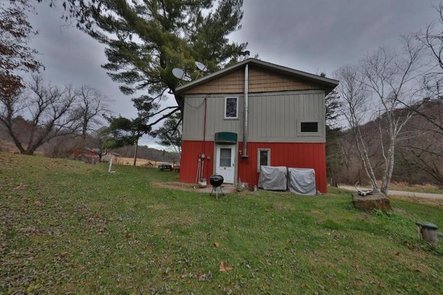 13376 Quarry Drive, Hillsboro, WI 54634