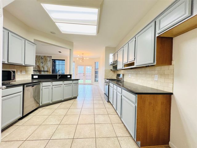 1042 Fireside Drive, Allen, TX 75002
