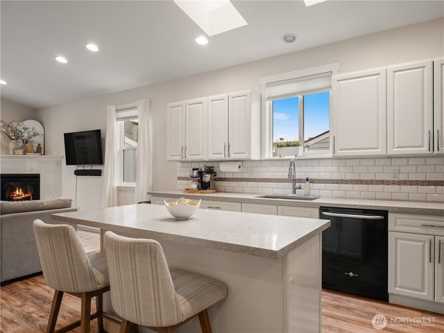 6808 E B Street, Tacoma, WA 98404