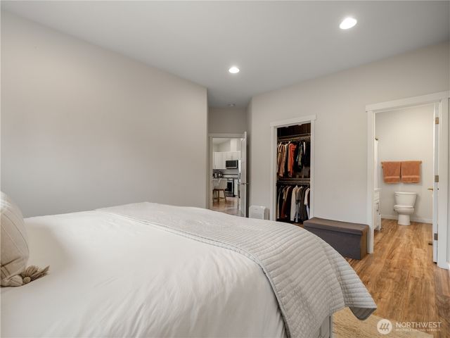 6808 E B Street, Tacoma, WA 98404