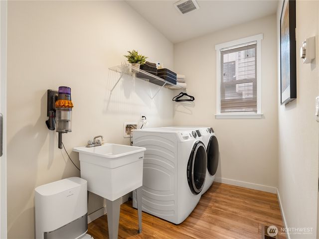 6808 E B Street, Tacoma, WA 98404