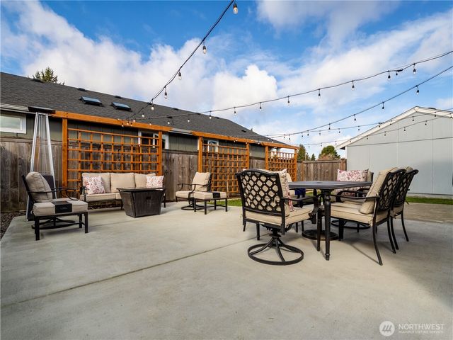 6808 E B Street, Tacoma, WA 98404