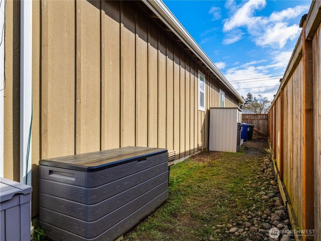 6808 E B Street, Tacoma, WA 98404