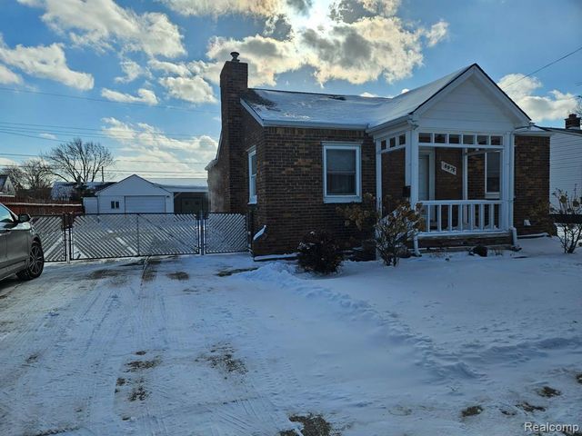 6876 Continental Avenue, Warren, MI 48091