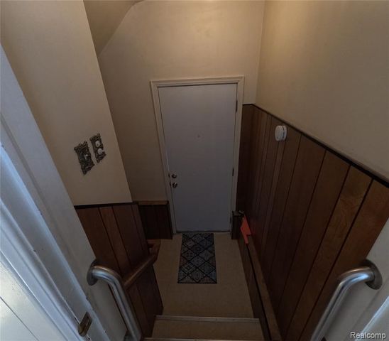 6876 Continental Avenue, Warren, MI 48091