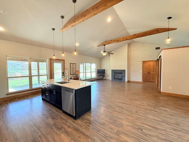 144 Homer Dr, Kerrville, TX 78028