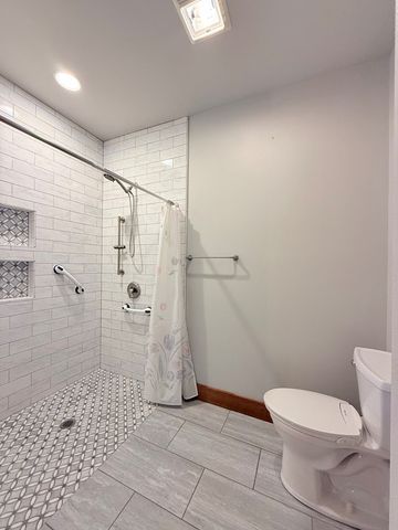 144 Homer Dr, Kerrville, TX 78028