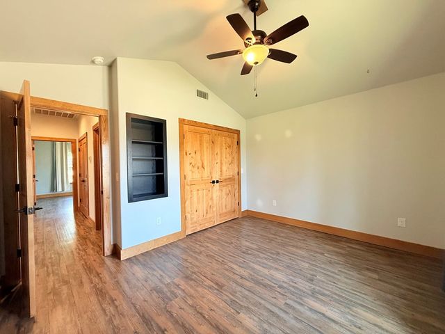 144 Homer Dr, Kerrville, TX 78028