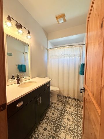 144 Homer Dr, Kerrville, TX 78028