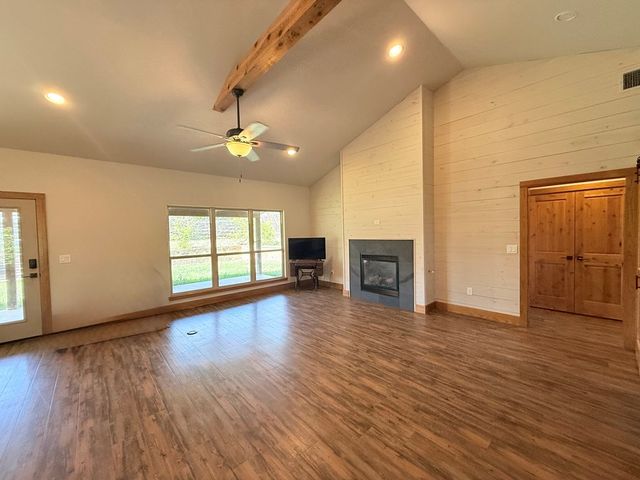 144 Homer Dr, Kerrville, TX 78028