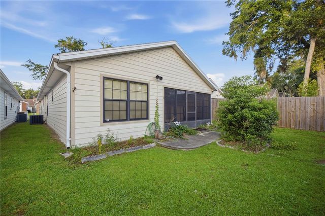 3925 NE 22ND STREET, Ocala, FL 34470
