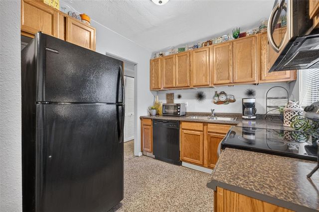 224 W PIERCE AVENUE, Orlando, FL 32809