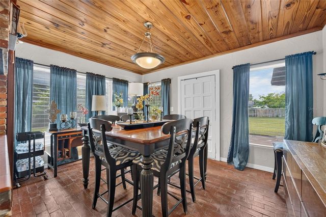 224 W PIERCE AVENUE, Orlando, FL 32809