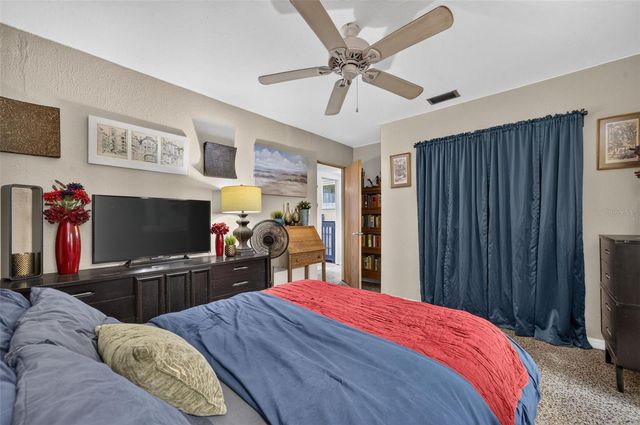 224 W PIERCE AVENUE, Orlando, FL 32809