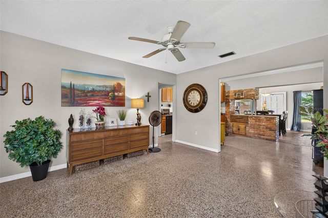 224 W PIERCE AVENUE, Orlando, FL 32809