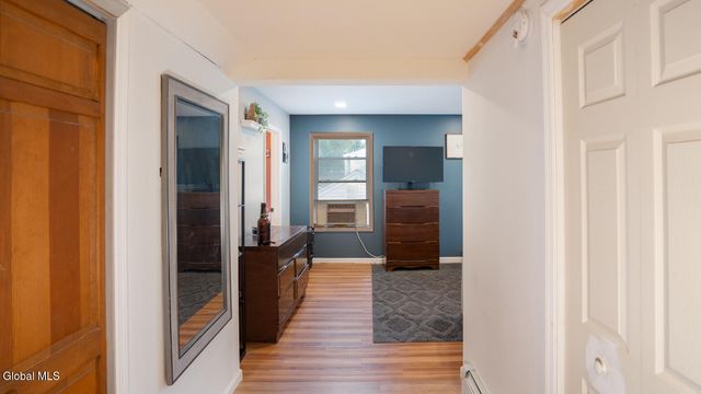 26 Glenwood Street, Guilderland, NY 12203