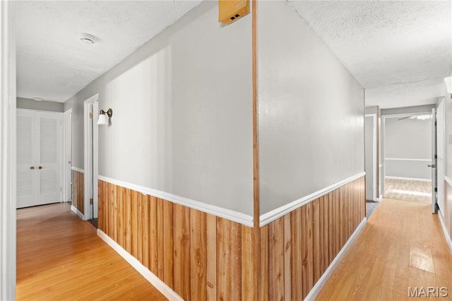2240 Brook Drive, Florissant, MO 63033