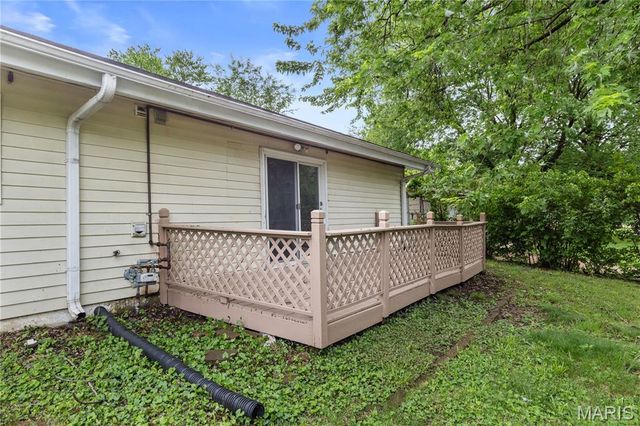 2240 Brook Drive, Florissant, MO 63033