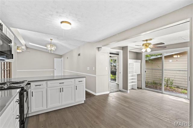 2240 Brook Drive, Florissant, MO 63033