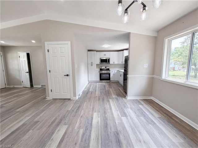 3510 Cedartree Terrace, Winston-salem, NC 27127