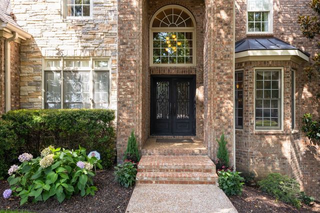 6312 Palomar Ct, Nashville, TN 37211