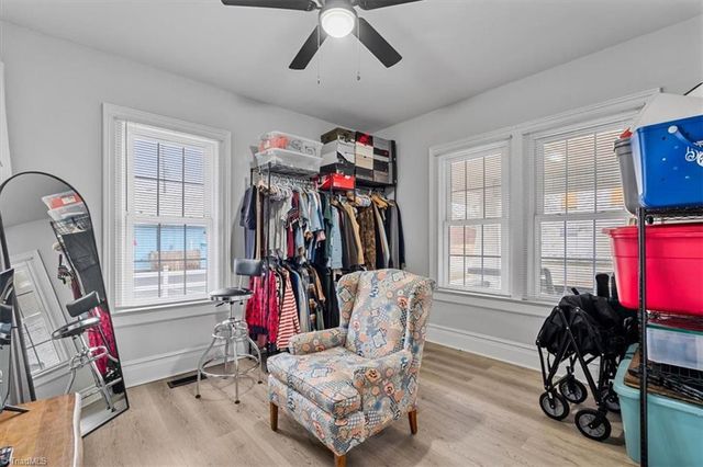 404 Lexington Avenue, Thomasville, NC 27360