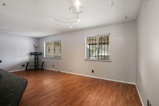 4119 Inca Street NE, Albuquerque, NM 87111