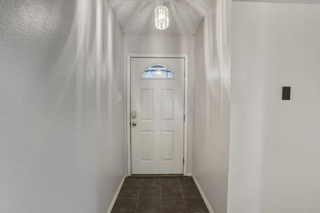 4119 Inca Street NE, Albuquerque, NM 87111