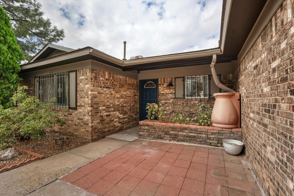 4119 Inca Street NE, Albuquerque, NM 87111