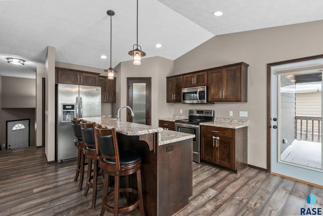 7900 W Pettigrew Ln Lane, Sioux Falls, SD 57106