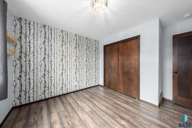 7900 W Pettigrew Ln Lane, Sioux Falls, SD 57106