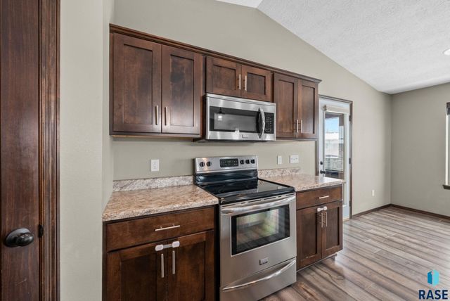 7900 W Pettigrew Ln Lane, Sioux Falls, SD 57106