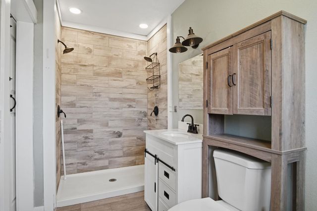 7505 N Regal St, Spokane, WA 99217