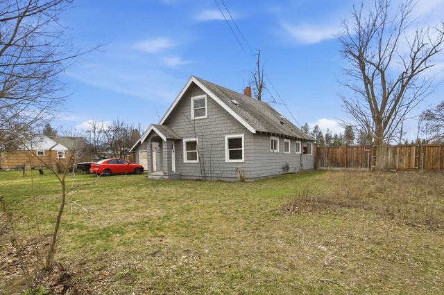 7505 N Regal St, Spokane, WA 99217