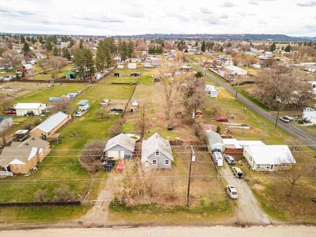 7505 N Regal St, Spokane, WA 99217