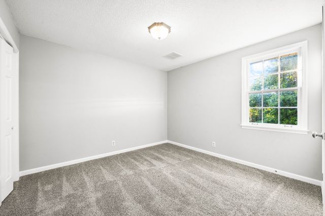 407 Idaho Springs Rd, Clarksville, TN 37043