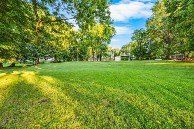 407 Idaho Springs Rd, Clarksville, TN 37043