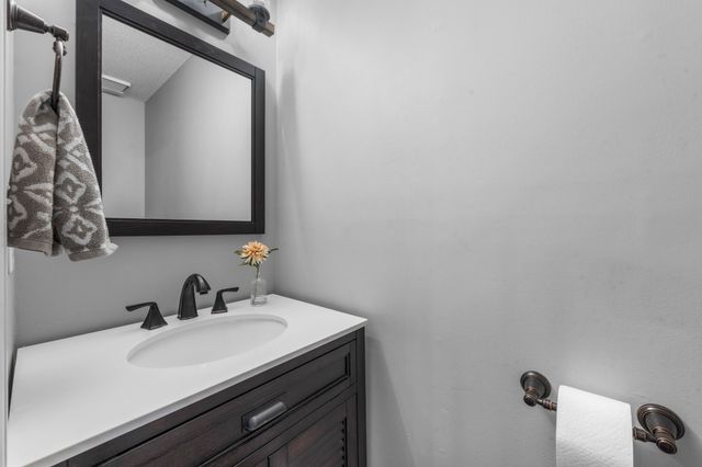 407 Idaho Springs Rd, Clarksville, TN 37043