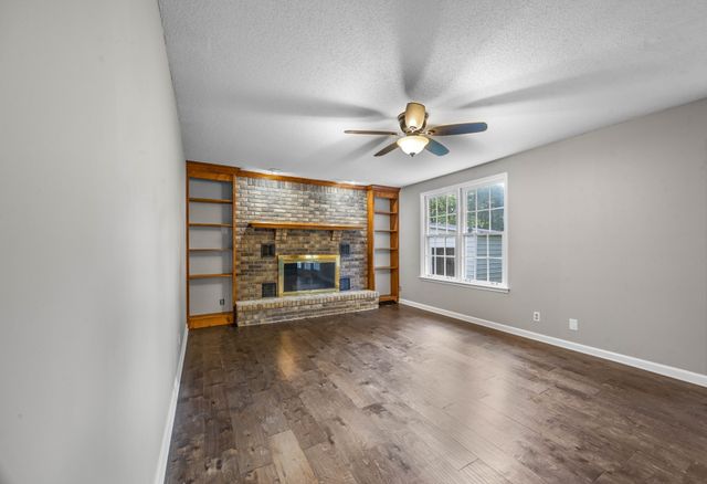 407 Idaho Springs Rd, Clarksville, TN 37043