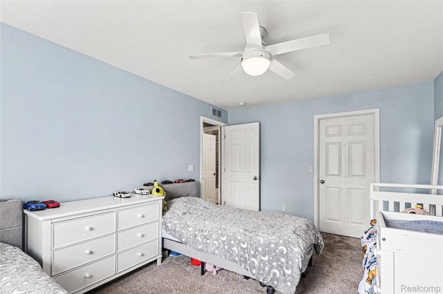 16440 Dominion Drive, Macomb Township, MI 48044