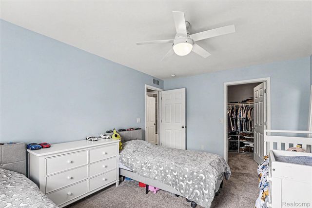 16440 Dominion Drive, Macomb Township, MI 48044