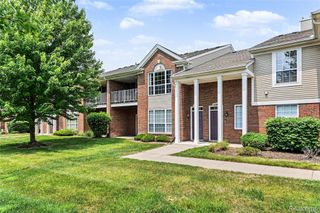 16440 Dominion Drive, Macomb Township, MI 48044