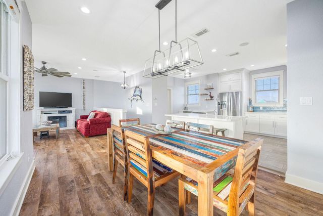 4162 Green Heron Drive, Galveston, TX 77554