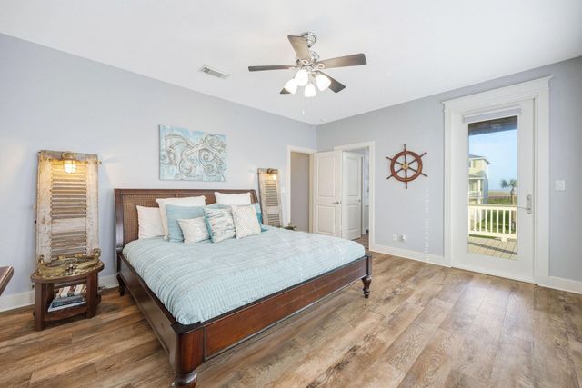 4162 Green Heron Drive, Galveston, TX 77554