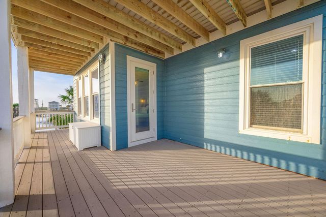 4162 Green Heron Drive, Galveston, TX 77554