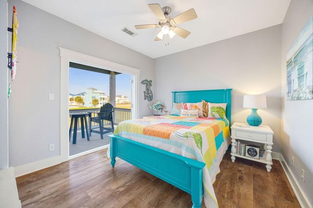 4162 Green Heron Drive, Galveston, TX 77554