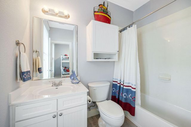 4162 Green Heron Drive, Galveston, TX 77554