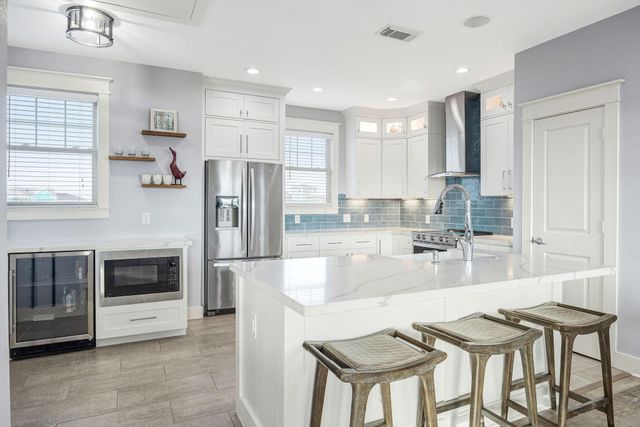 4162 Green Heron Drive, Galveston, TX 77554