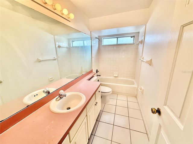 3237 FAIRFIELD DRIVE, Kissimmee, FL 34743